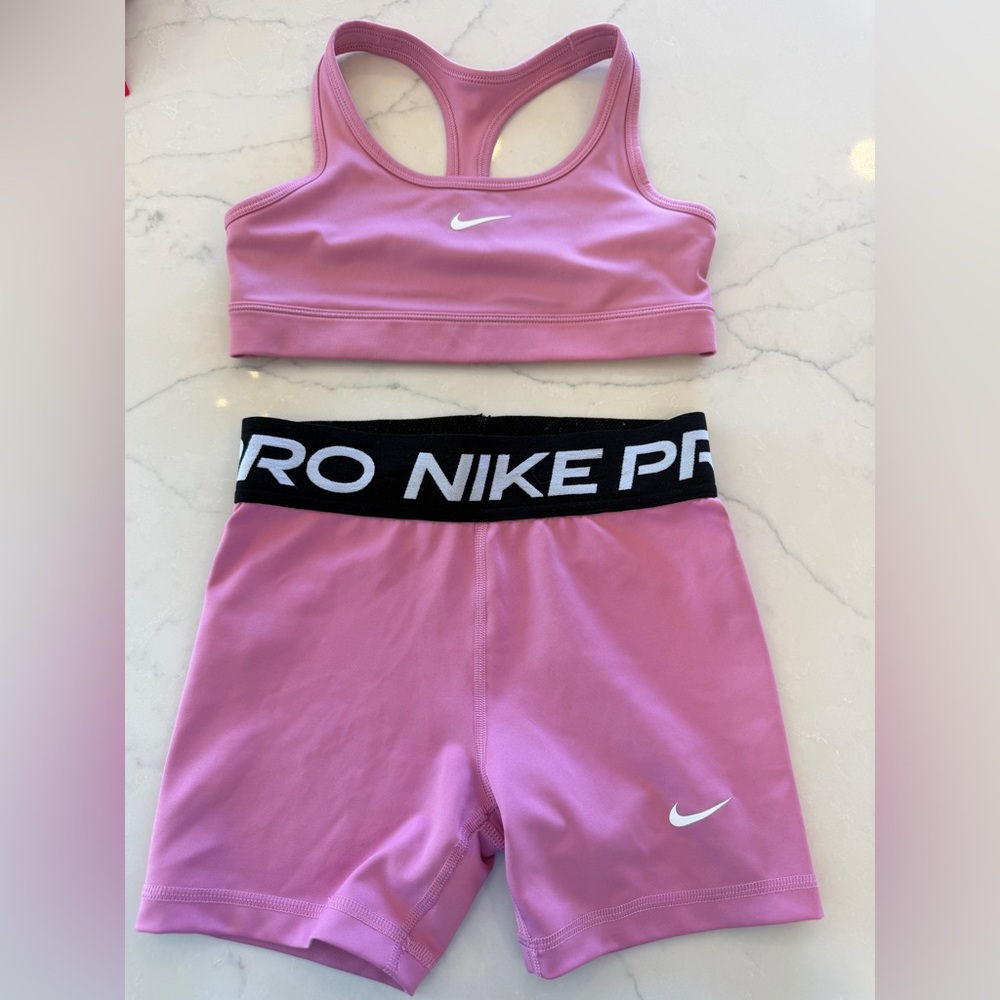 Nike Pro Girls Bra and Shorts set pink mauve purple size medium 8